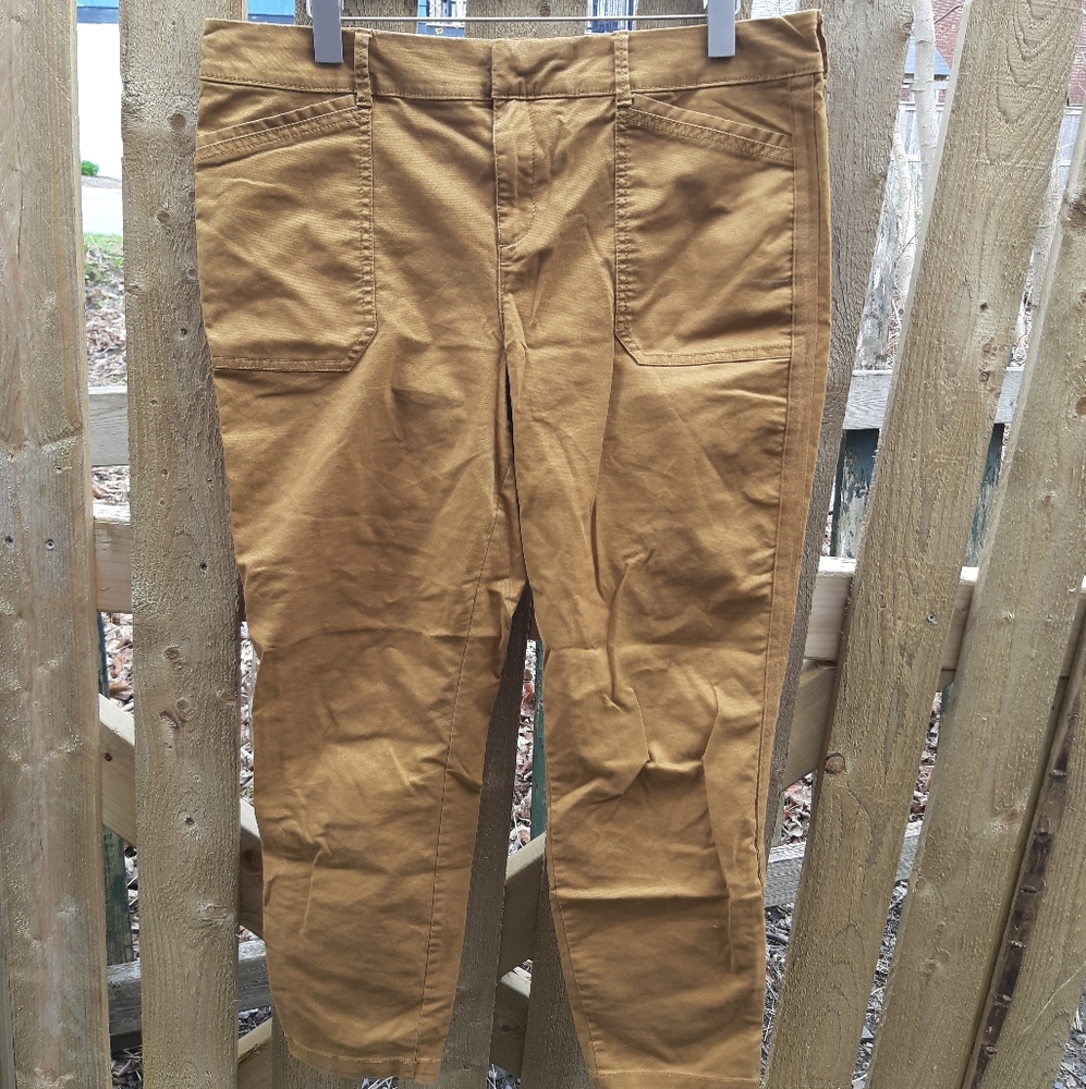 Old Navy pixie pants
